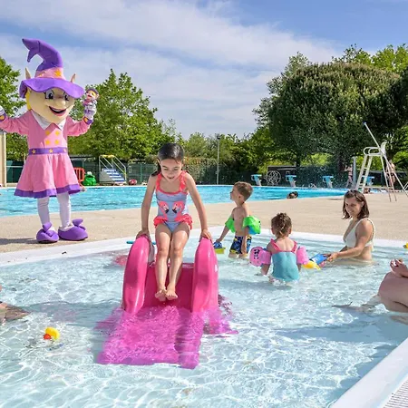 Capfun La Breteche Parque de Campismo Les Épesses