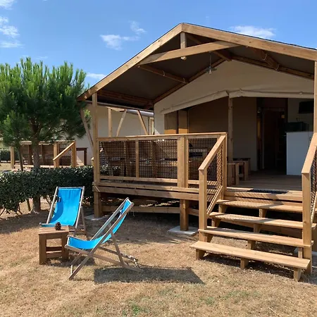 Capfun La Breteche אתר קמפינג Les Épesses