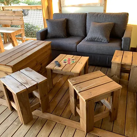 אתר קמפינג Capfun La Breteche 4*