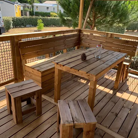 אתר קמפינג Capfun La Breteche Les Épesses